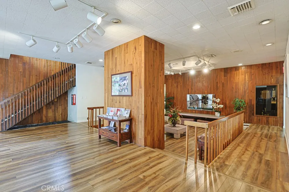 9322 Marina Pacifica Long Beach, CA 90803