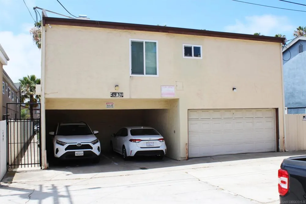 4437 Cleveland Avenue San Diego, CA 92103