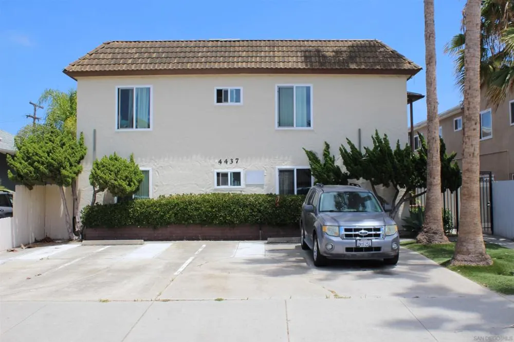 4437 Cleveland Avenue San Diego, CA 92103
