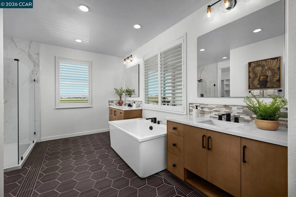 3653 Darnoch Ave. Lathrop, CA 95330