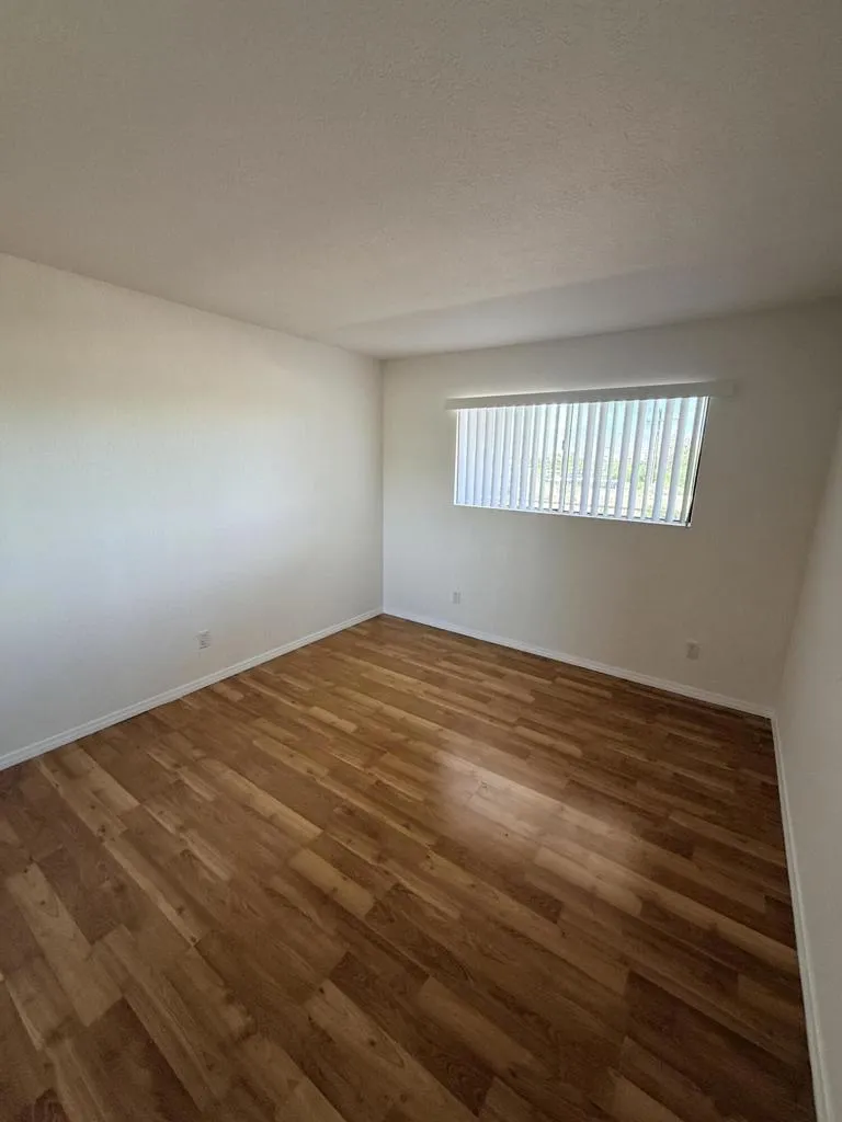 675 Los Felices Circle W #210 Palm Springs, CA 92262