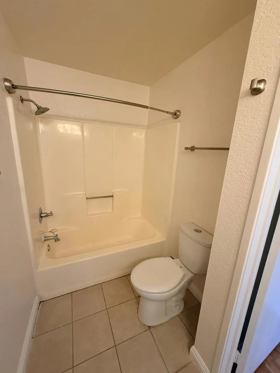 675 Los Felices Circle W #210 Palm Springs, CA 92262