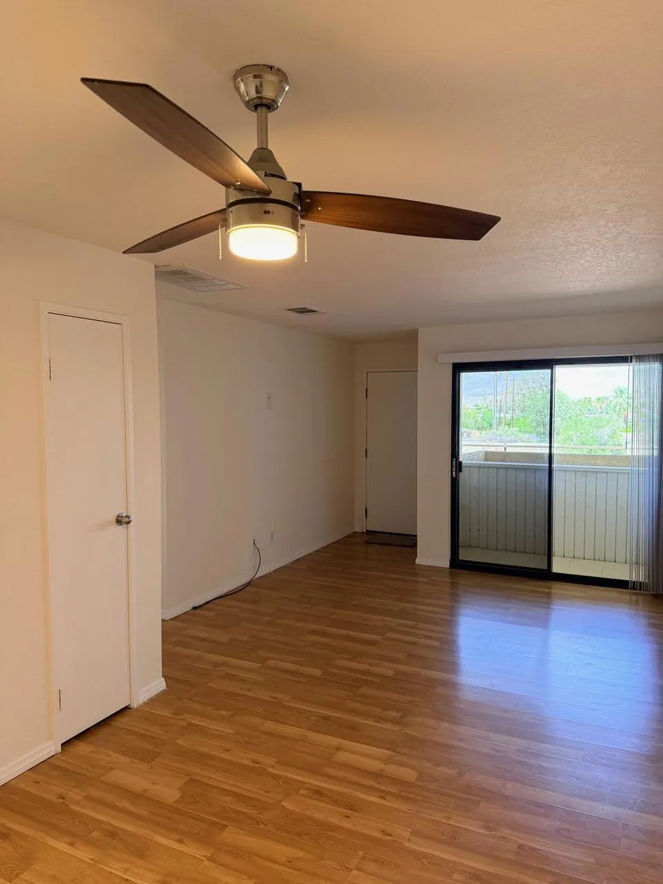 675 Los Felices Circle W #210 Palm Springs, CA 92262
