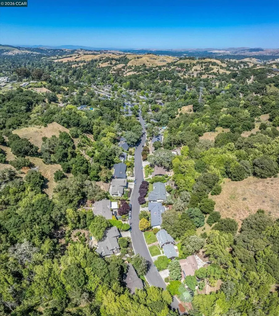 499 Silverado Dr Lafayette, CA 94549