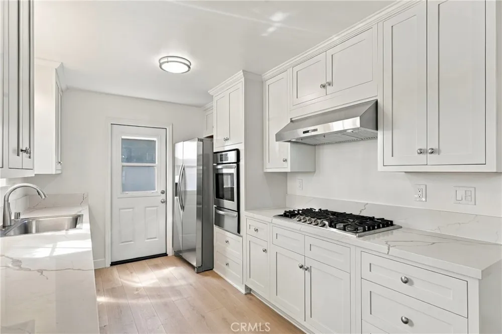 104 Yorktown Costa Mesa, CA 92626