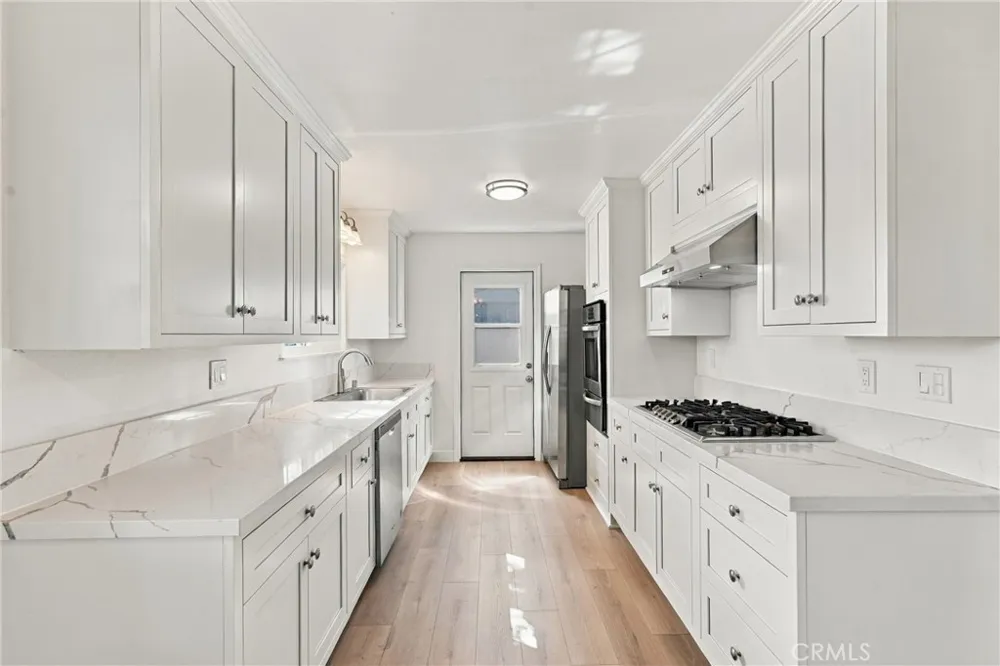 104 Yorktown Costa Mesa, CA 92626