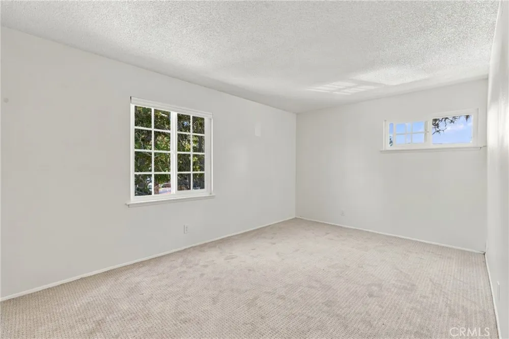 104 Yorktown Costa Mesa, CA 92626
