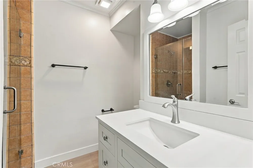 104 Yorktown Costa Mesa, CA 92626