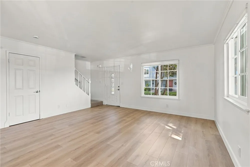 104 Yorktown Costa Mesa, CA 92626