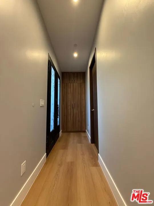 6532 Varna Avenue Van Nuys, CA 91401