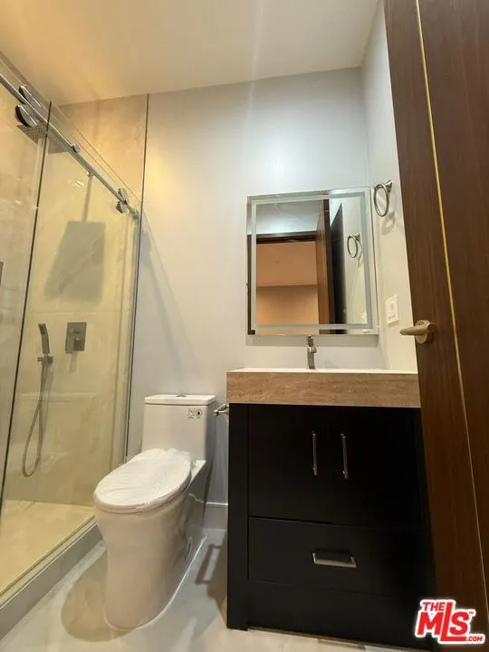 6532 Varna Avenue Van Nuys, CA 91401