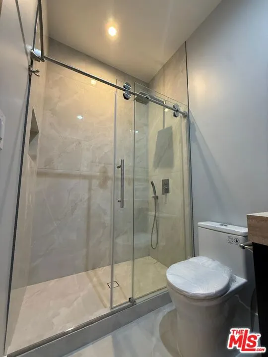 6532 Varna Avenue Van Nuys, CA 91401