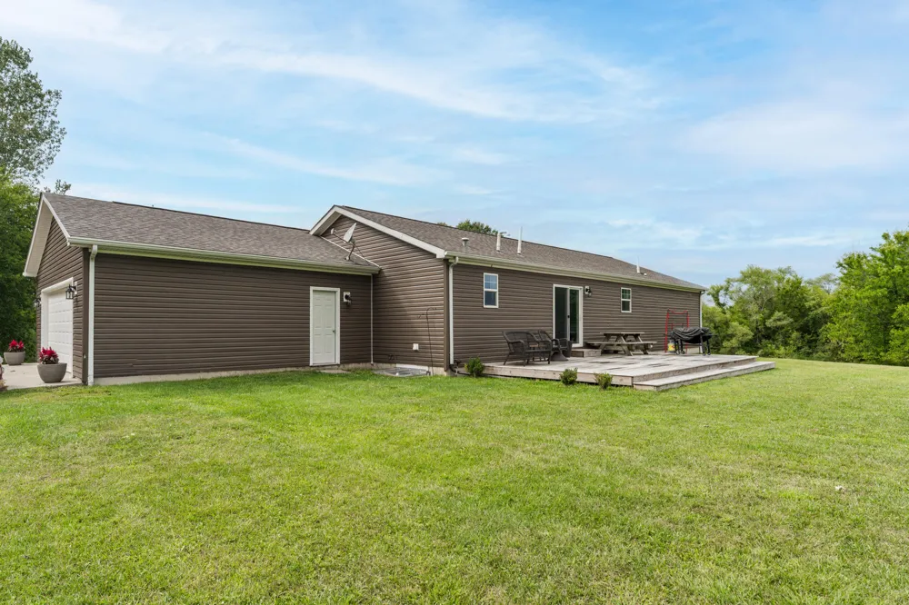 6048 Territorial Road Benton Harbor, MI 49022
