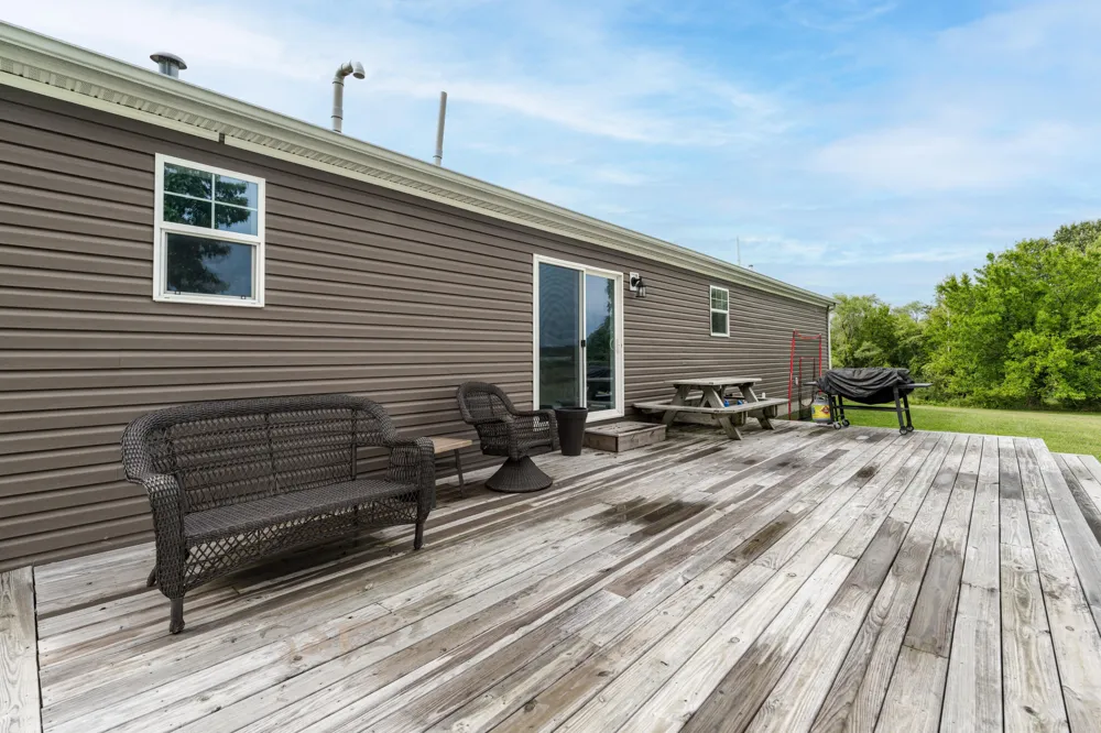 6048 Territorial Road Benton Harbor, MI 49022