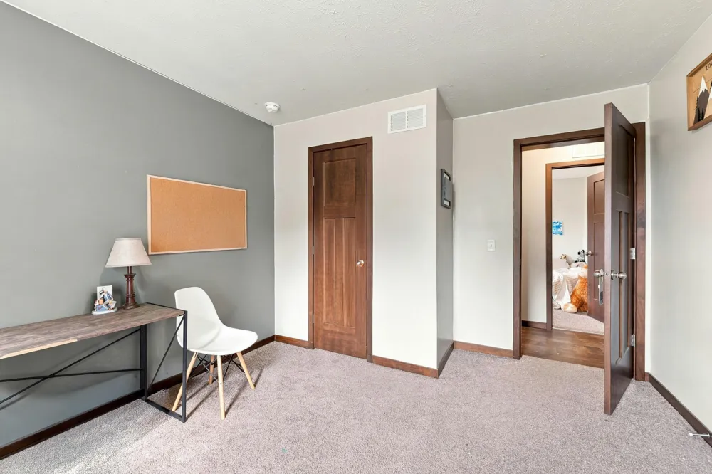 6048 Territorial Road Benton Harbor, MI 49022