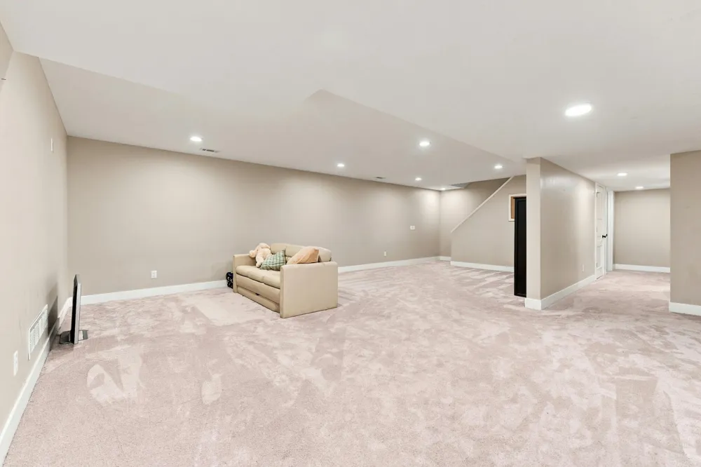 6048 Territorial Road Benton Harbor, MI 49022