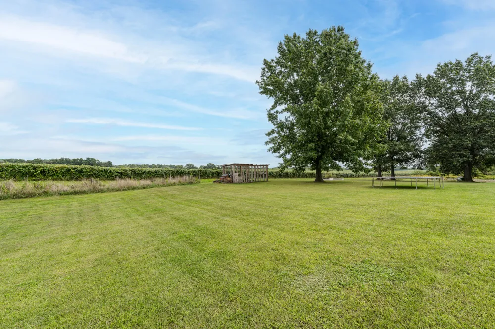 6048 Territorial Road Benton Harbor, MI 49022