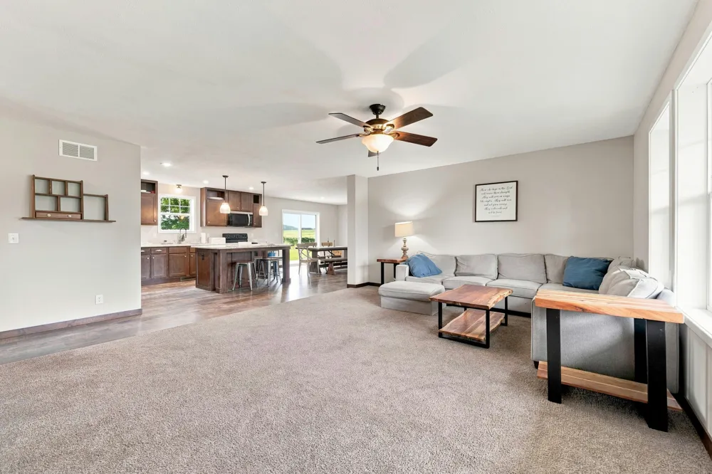 6048 Territorial Road Benton Harbor, MI 49022