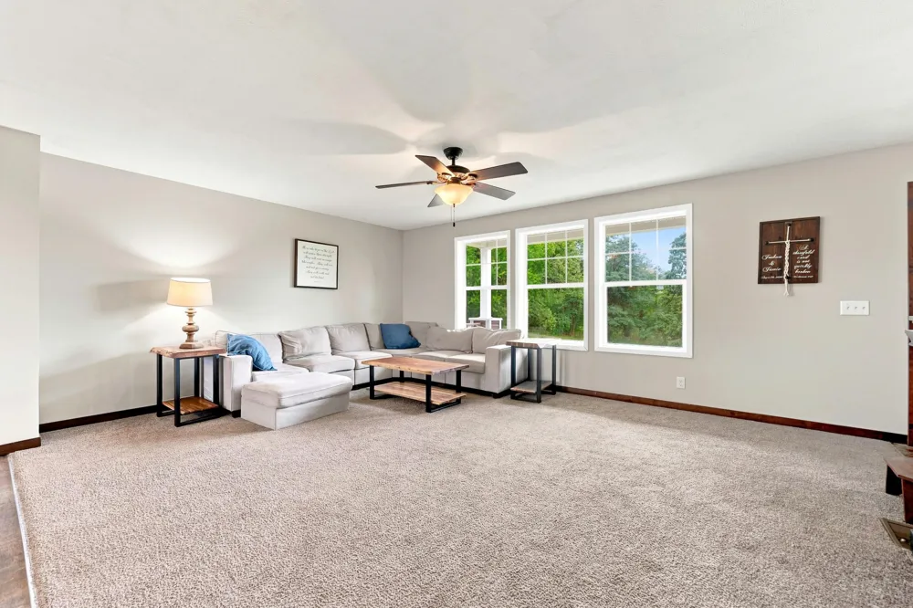 6048 Territorial Road Benton Harbor, MI 49022