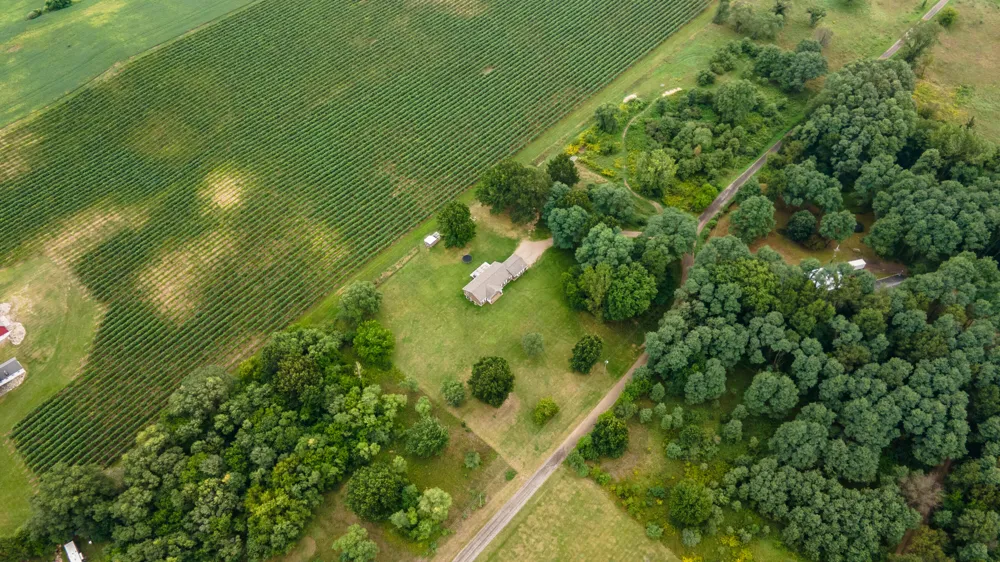 6048 Territorial Road Benton Harbor, MI 49022