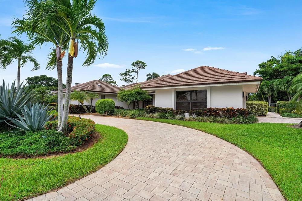 4668 Wildewood Drive Delray Beach, FL 33445