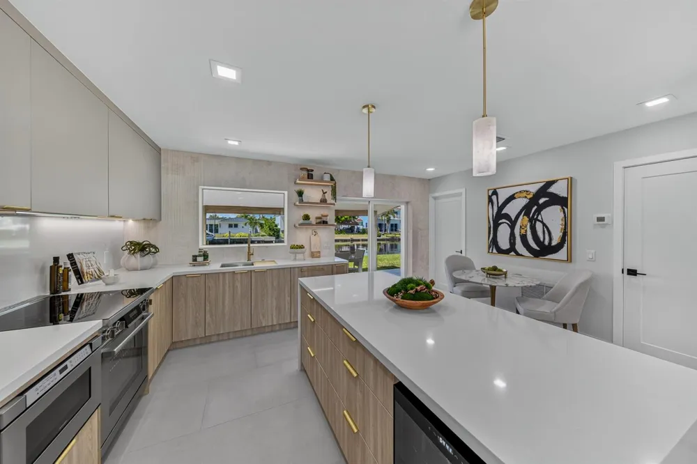 259 SE 4TH AVENUE Pompano Beach, FL 33060
