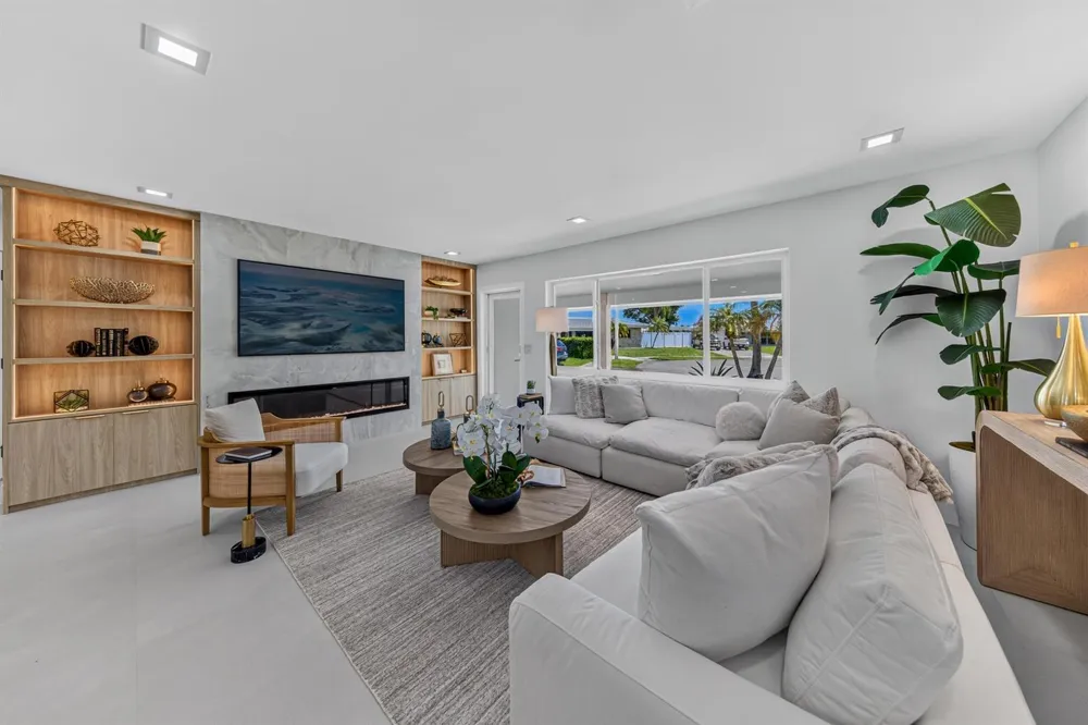 259 SE 4TH AVENUE Pompano Beach, FL 33060
