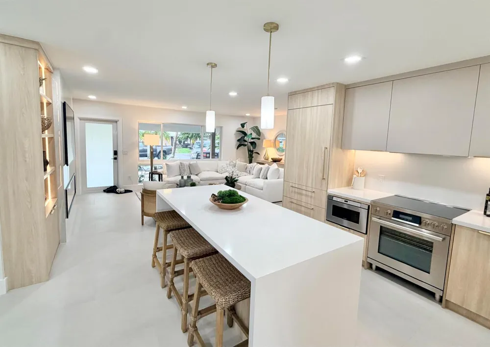 259 SE 4TH AVENUE Pompano Beach, FL 33060