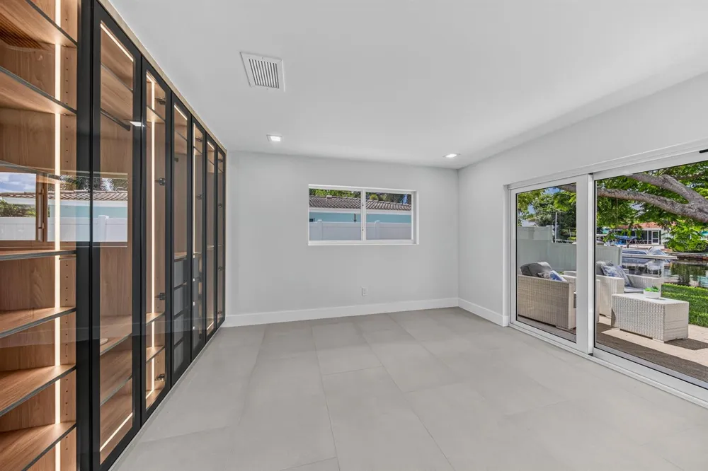 259 SE 4TH AVENUE Pompano Beach, FL 33060