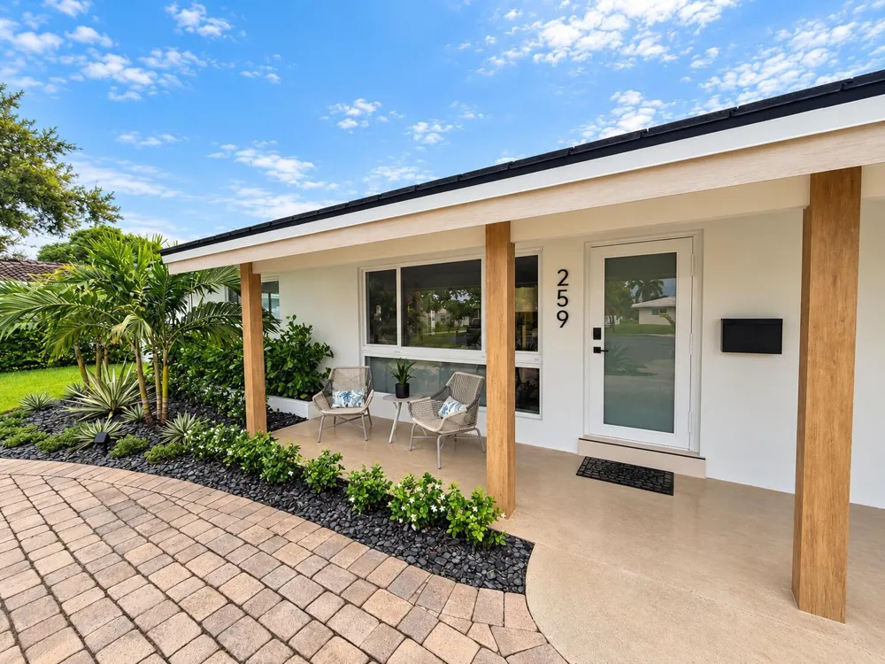 259 SE 4TH AVENUE Pompano Beach, FL 33060