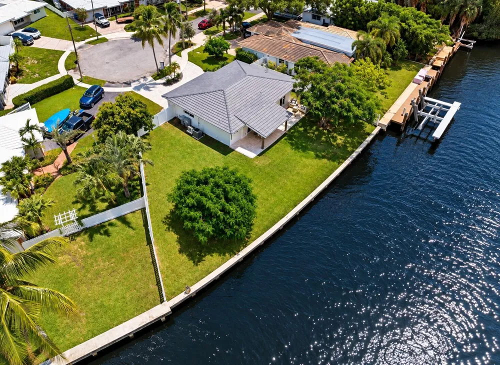 259 SE 4TH AVENUE Pompano Beach, FL 33060