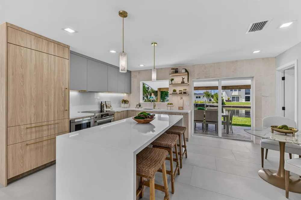 259 SE 4TH AVENUE Pompano Beach, FL 33060