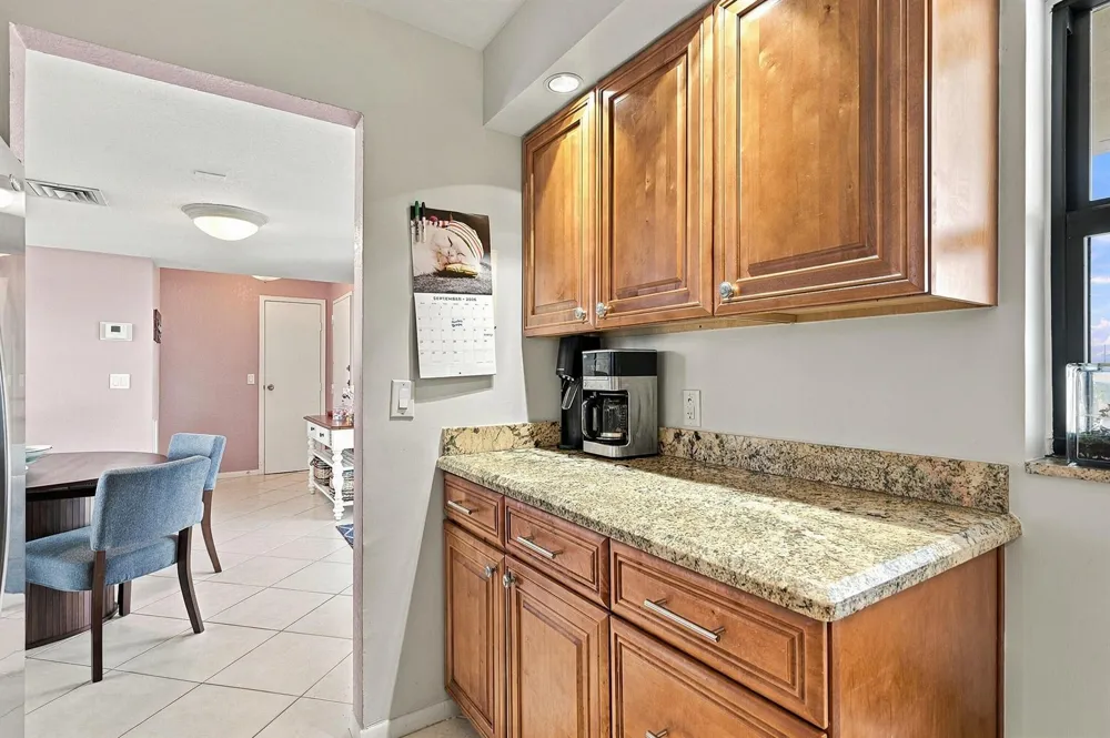 336 Golfview Road #Unit 519 North Palm Beach, FL 33408