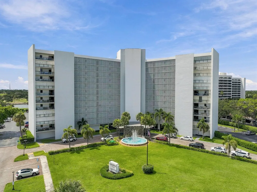 336 Golfview Road #Unit 519 North Palm Beach, FL 33408