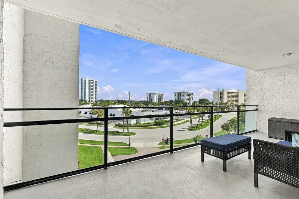 336 Golfview Road #Unit 519 North Palm Beach, FL 33408