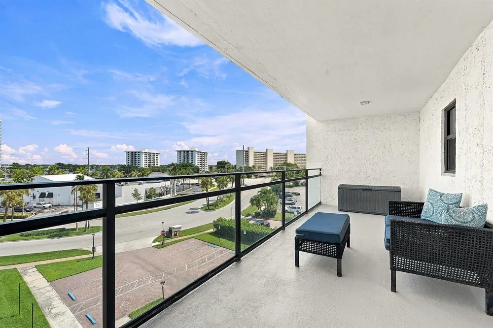 336 Golfview Road #Unit 519 North Palm Beach, FL 33408