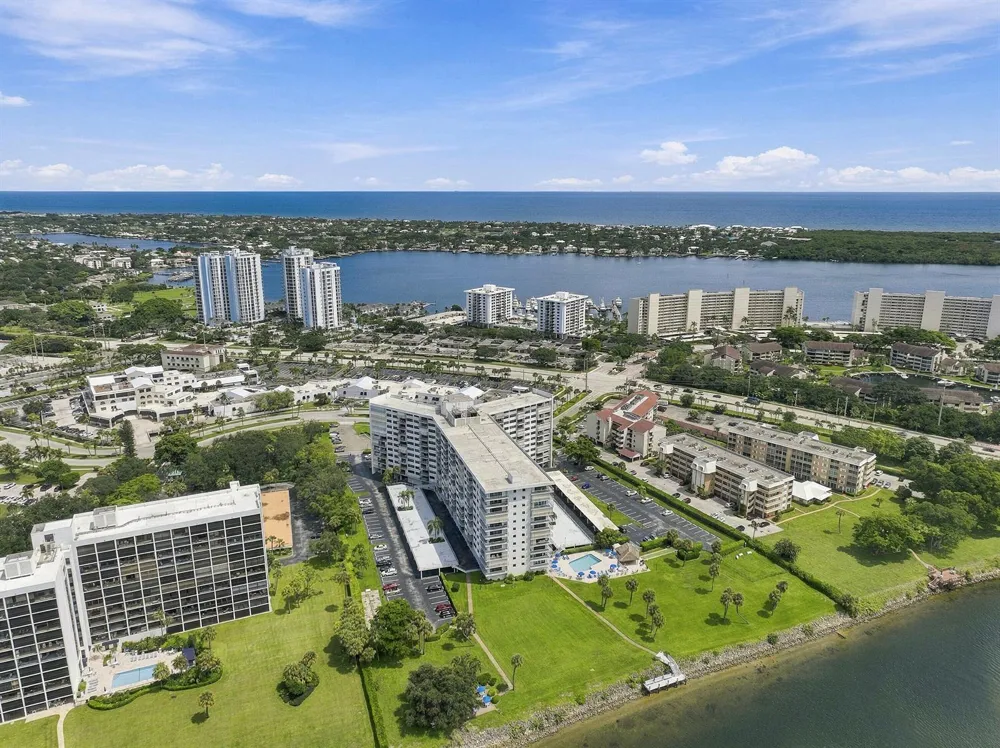 336 Golfview Road #Unit 519 North Palm Beach, FL 33408