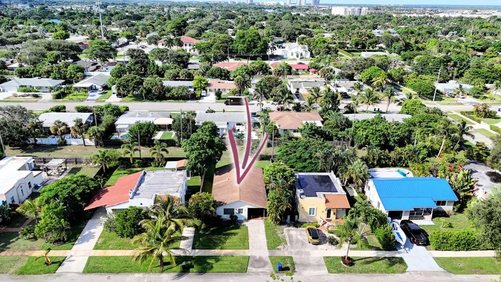 519 EVERGREEN DRIVE Lake Park, FL 33403