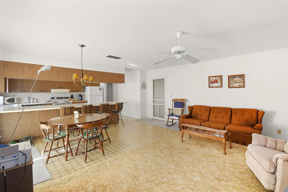 519 EVERGREEN DRIVE Lake Park, FL 33403