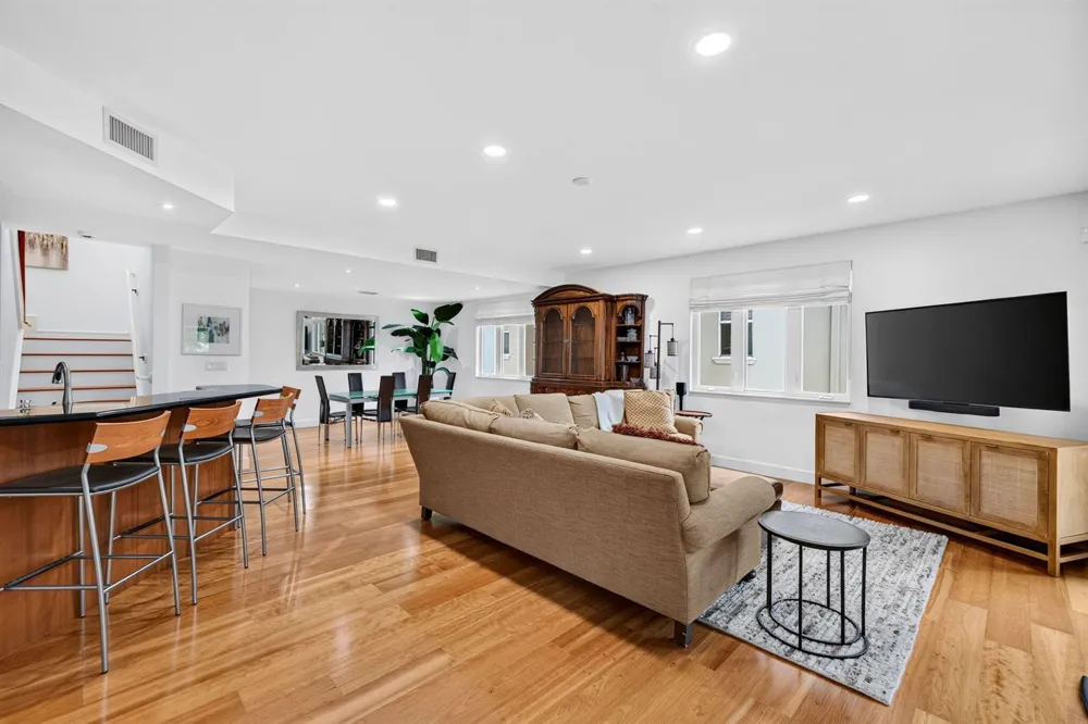 1520 SE 2ND STREET #1520 Fort Lauderdale, FL 33301