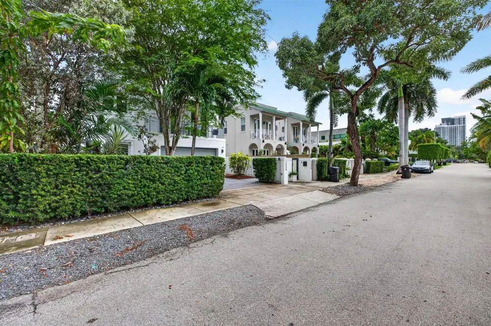 1520 SE 2ND STREET #1520 Fort Lauderdale, FL 33301