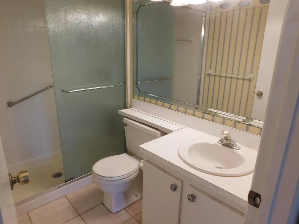 627 SEA PINE WAY #A2 