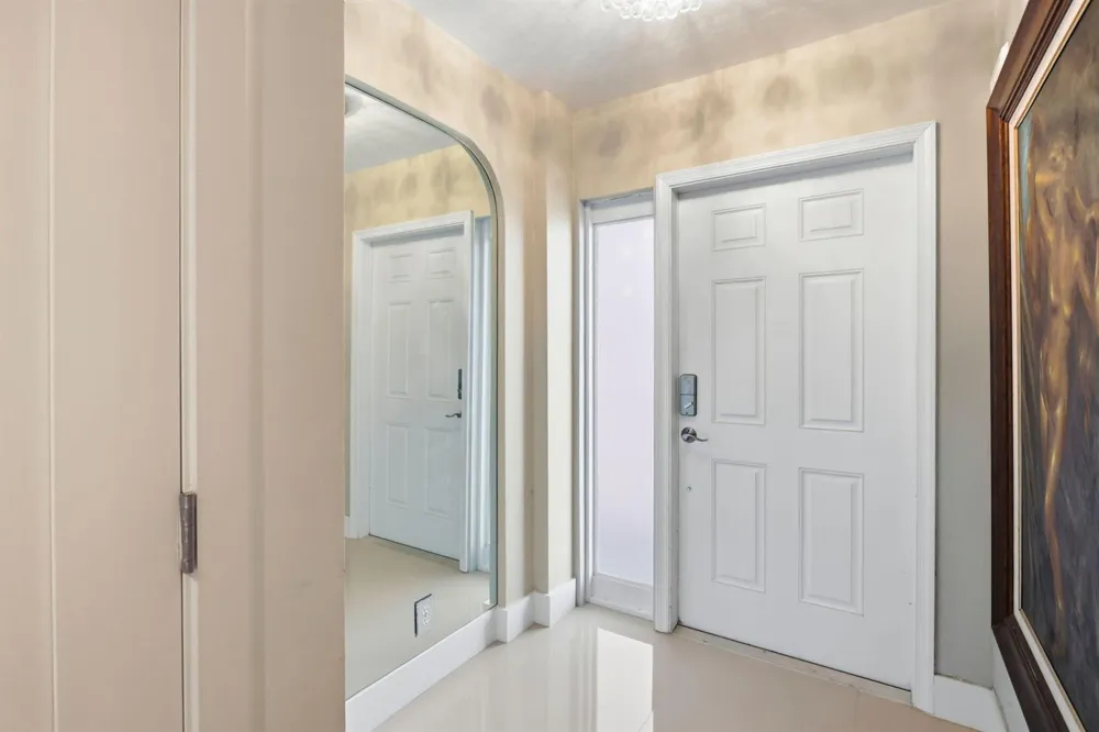 1040 BANYAN ROAD #504C Boca Raton, FL 33432