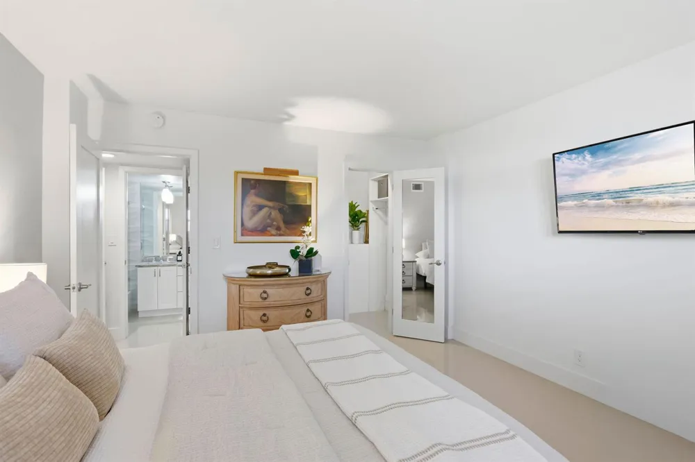 1040 BANYAN ROAD #504C Boca Raton, FL 33432