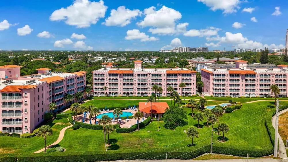 1040 BANYAN ROAD #504C Boca Raton, FL 33432
