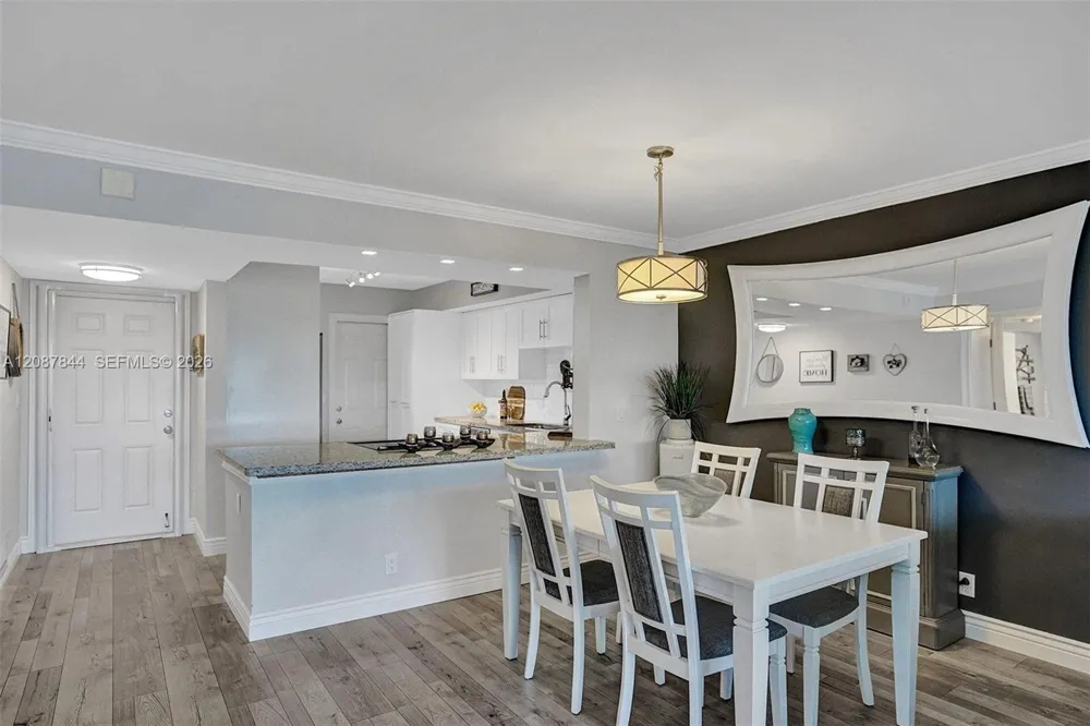 3111 NE 51st St #305C Fort Lauderdale, FL 33308