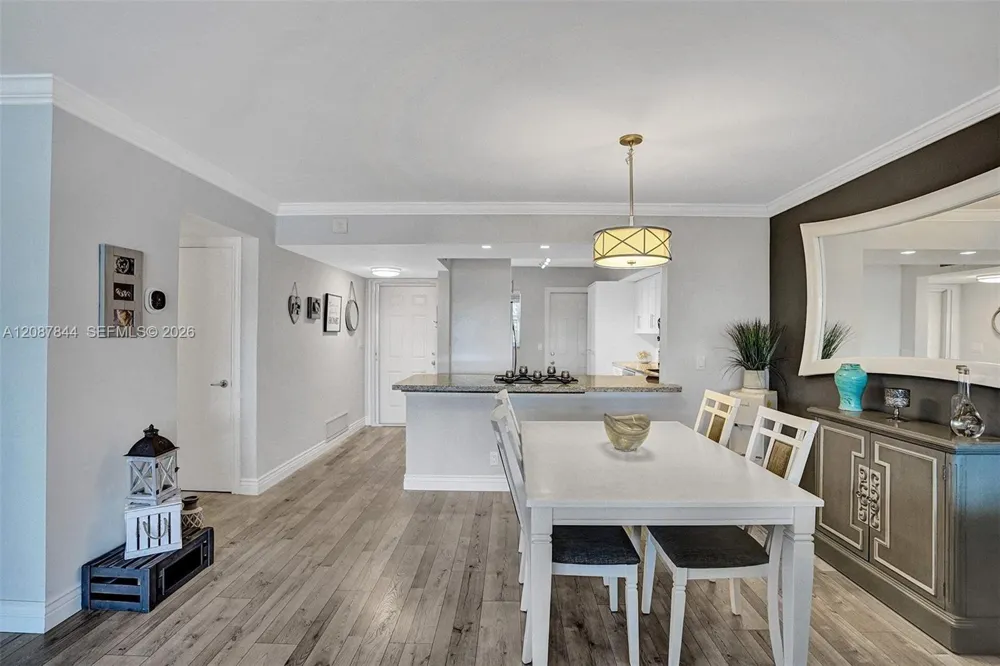 3111 NE 51st St #305C Fort Lauderdale, FL 33308