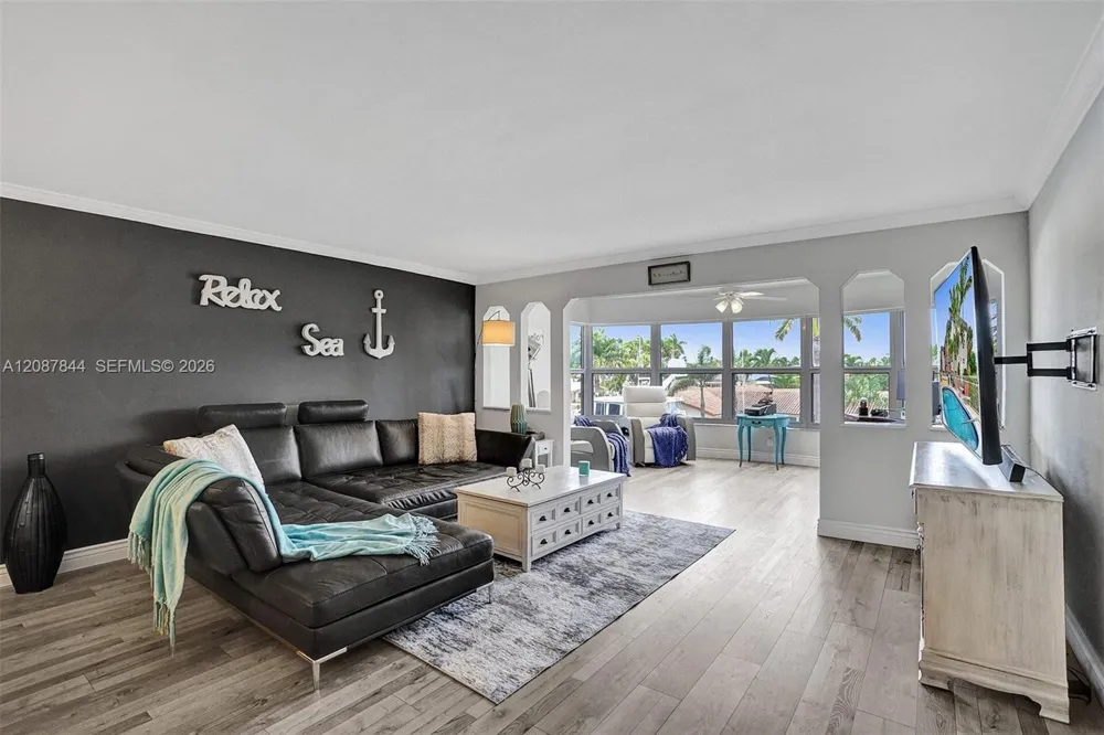3111 NE 51st St #305C Fort Lauderdale, FL 33308