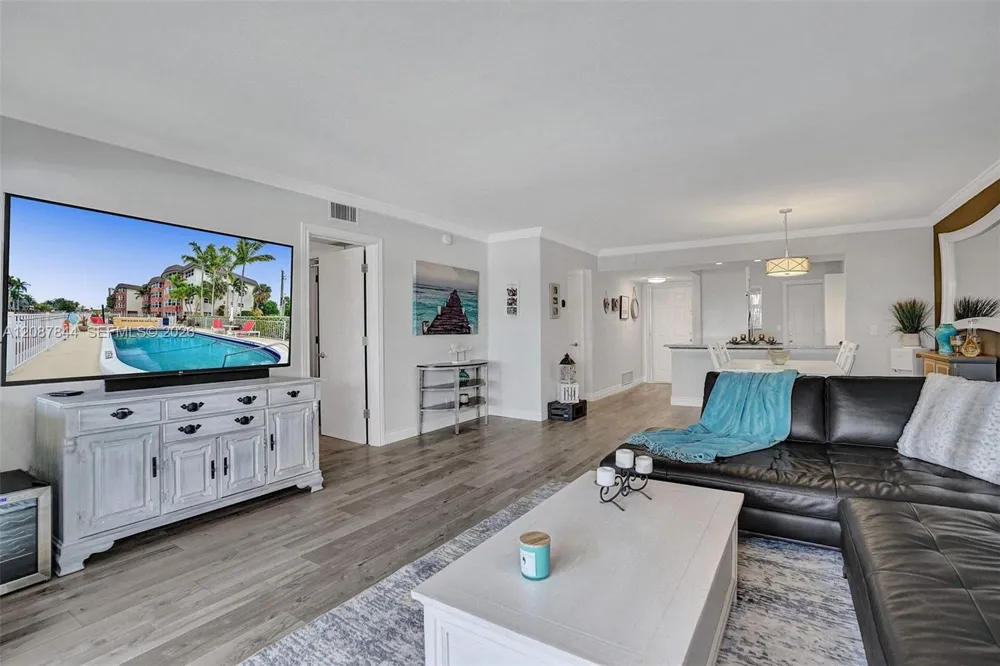 3111 NE 51st St #305C Fort Lauderdale, FL 33308