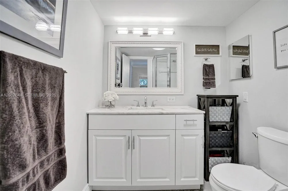 3111 NE 51st St #305C Fort Lauderdale, FL 33308